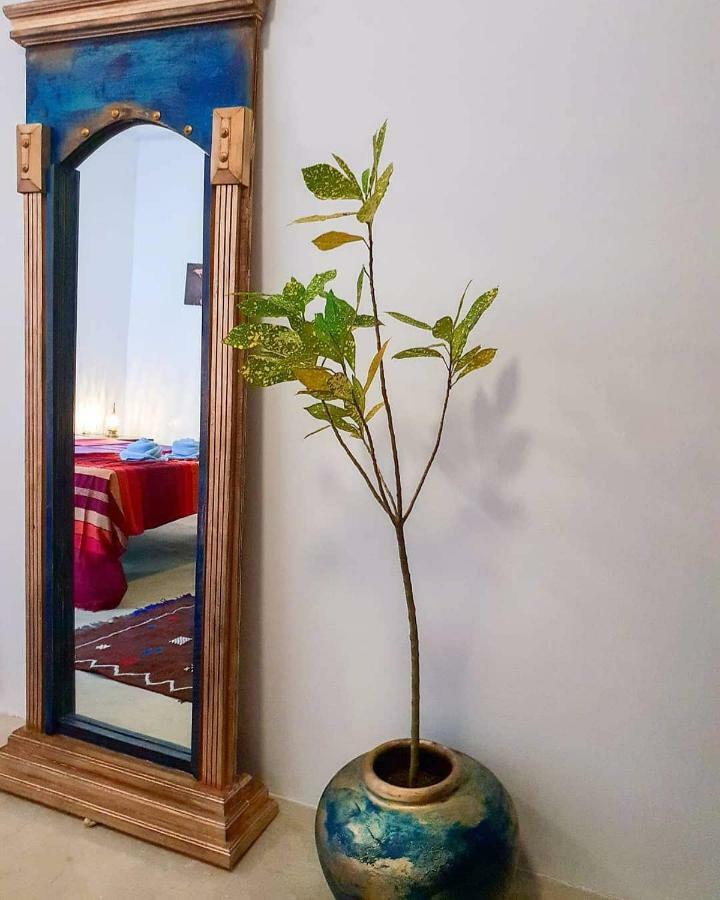 Riad Masaya General Luna  Luaran gambar